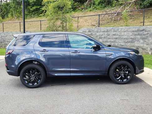 Used 2025 Land Rover Discovery Sport S image 11
