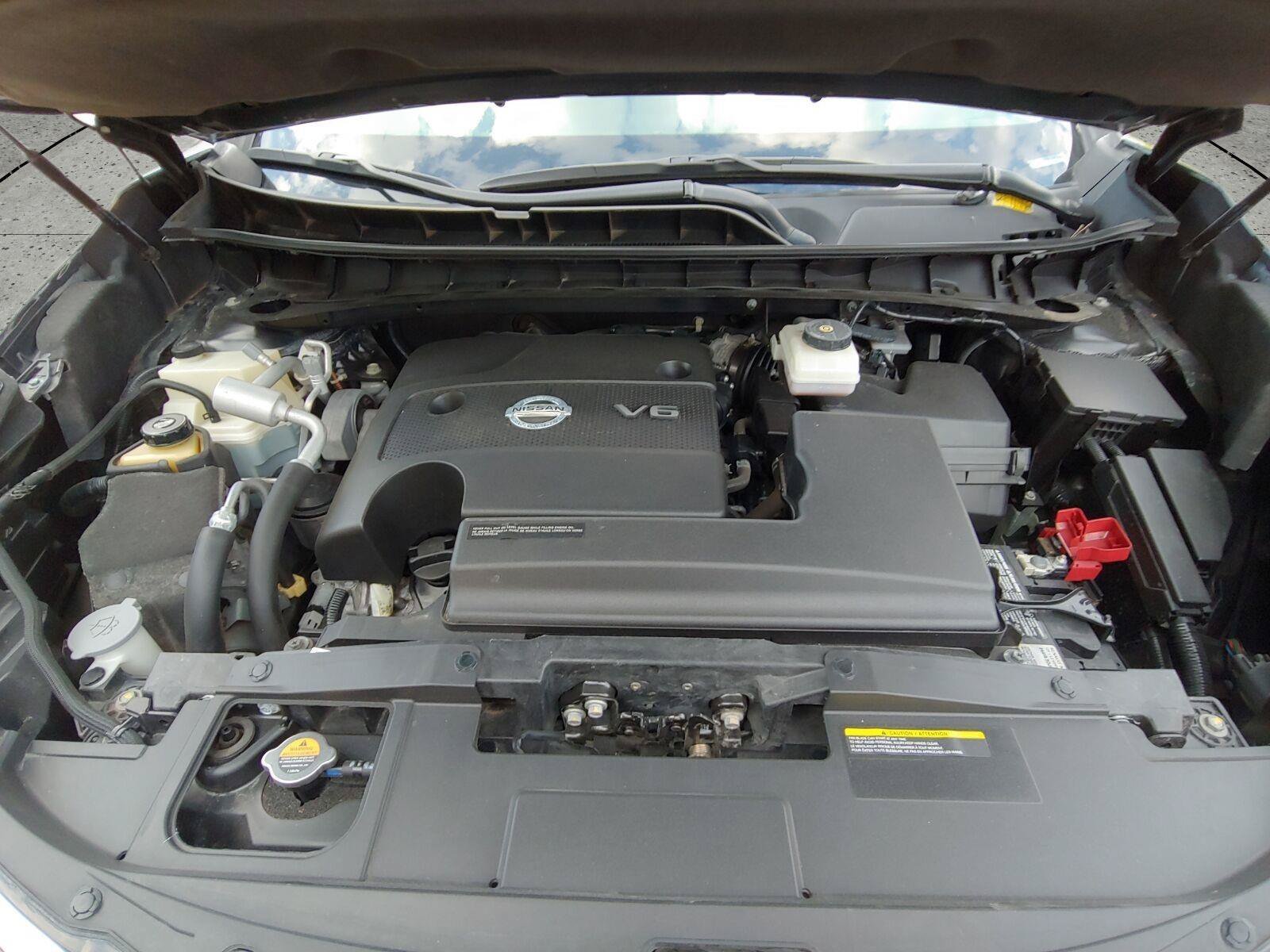 Used 2023 Nissan Murano SV AWD/4WD image 3