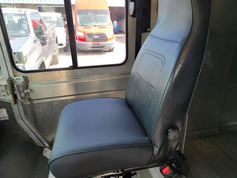 Used 2016 Ford E-350 and Econoline 350 Super Duty w/ A/C Prep Package RWD image 10