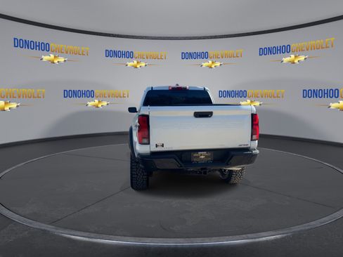 New 2026 Chevrolet Colorado ZR2 w/ Technology Package AWD/4WD image 10