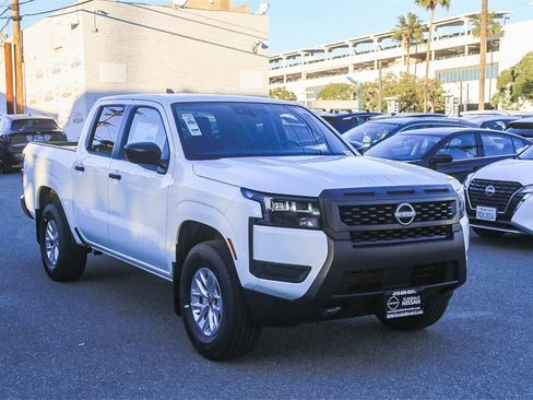 New 2026 Nissan Frontier S image 3