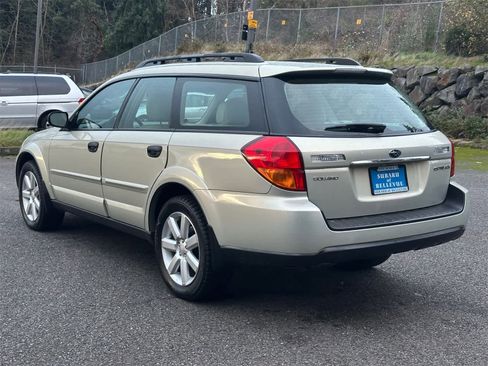 Used 2007 Subaru Outback 2.5i image 3