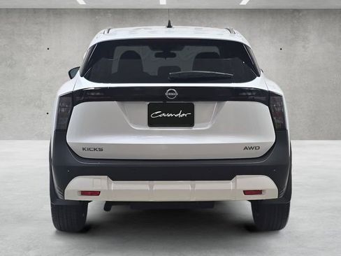 New 2026 Nissan Kicks SV image 15