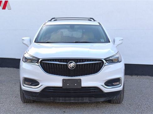 Used 2018 Buick Enclave Essence AWD/4WD image 7