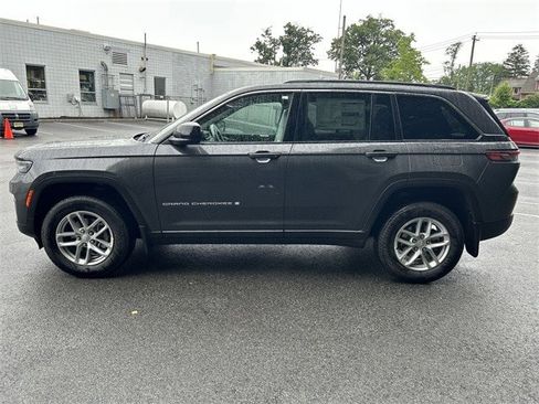 New 2025 Jeep Grand Cherokee Laredo X w/ Luxury Tech Group I image 5