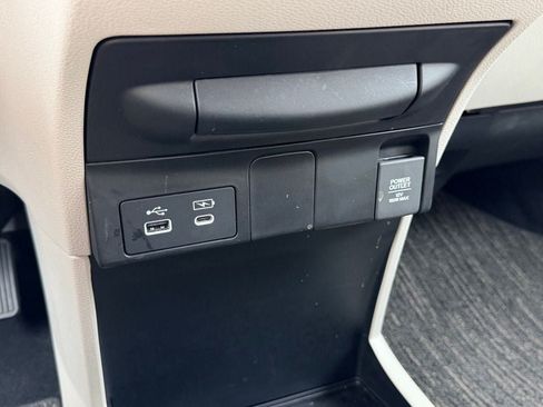 Used 2025 Honda Odyssey EX-L image 31