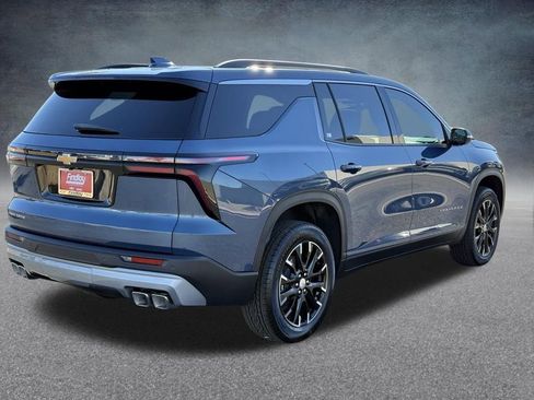 New 2026 Chevrolet Traverse LT w/ Sun and Wheel Package image 3