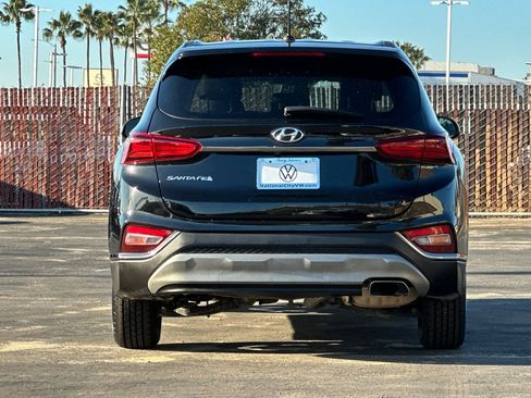 Used 2019 Hyundai Santa Fe SE image 5