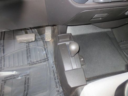 Used 2015 Chevrolet Silverado 1500 W/T w/ Trailering Package image 10