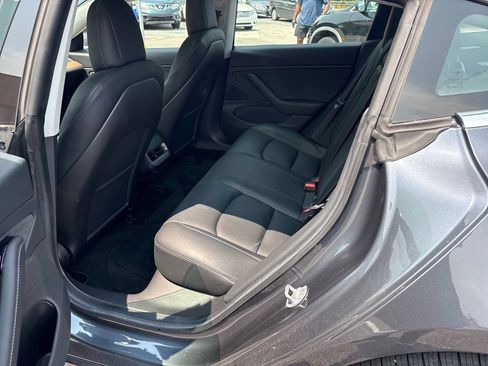 Used 2019 Tesla Model 3 Long Range AWD/4WD image 7