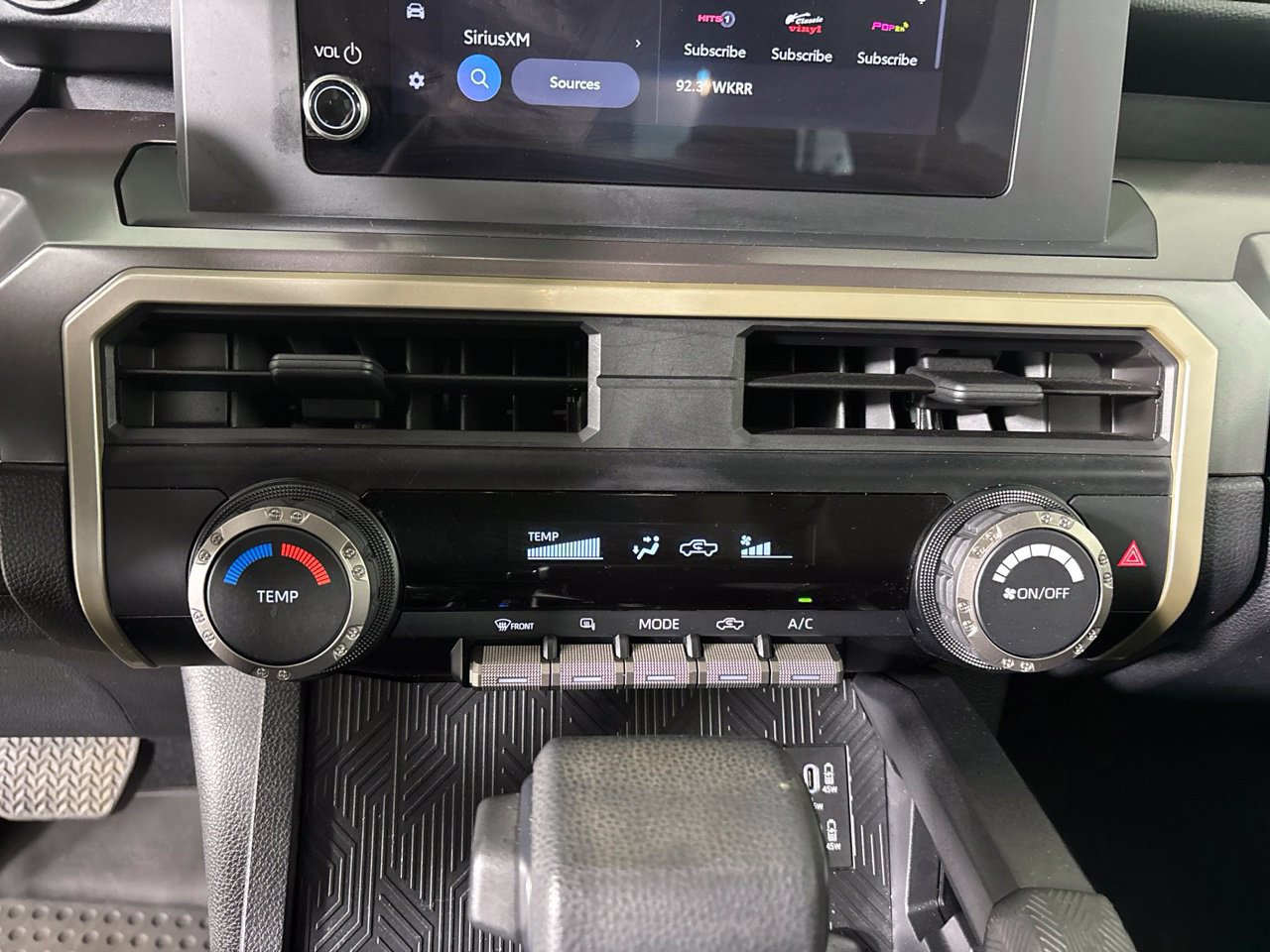Used 2025 Toyota Tacoma SR5 RWD image 17