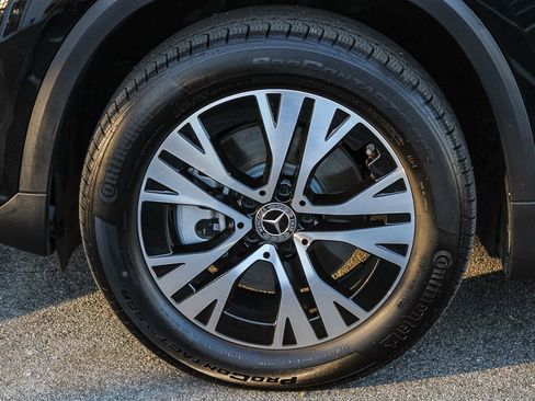 Certified 2025 Mercedes-Benz GLA 250 4MATIC image 12