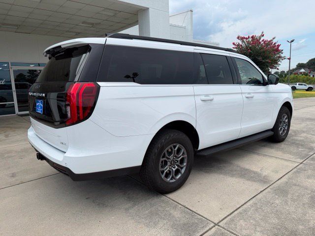 Used 2025 Ford Expedition Max Active RWD image 7