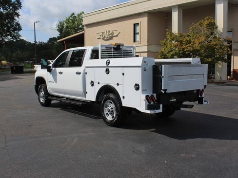 Used 2024 Chevrolet Silverado 2500 W/T w/ WT Convenience Package AWD/4WD image 12