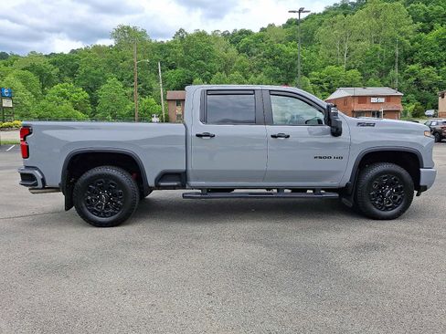 Used 2024 Chevrolet Silverado 2500 LT w/ Z71 Sport Edition AWD/4WD image 7