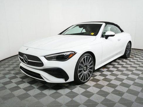 Used 2024 Mercedes-Benz CLE 300 4MATIC Cabriolet image 34