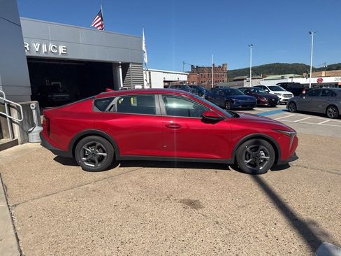 New 2025 Kia K4 LXS image 9