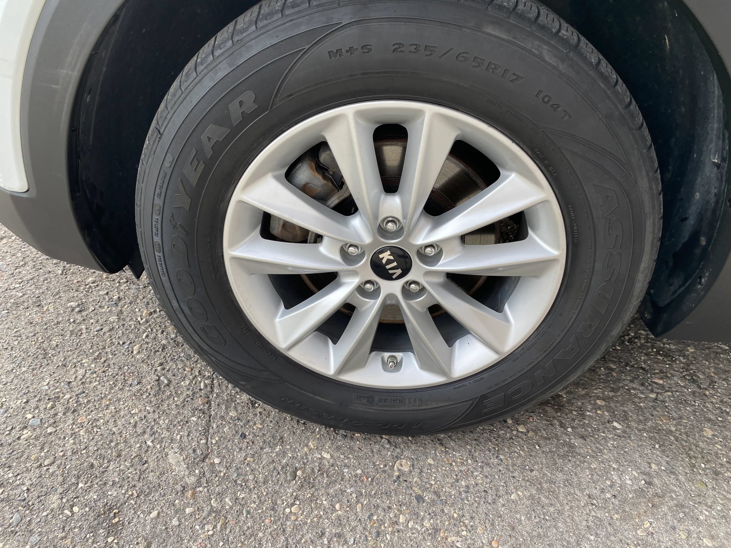 Used 2019 Kia Sorento FWD V6 image 26