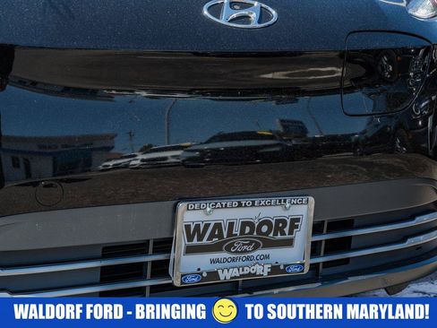 Used 2023 Hyundai Kona SEL FWD image 9
