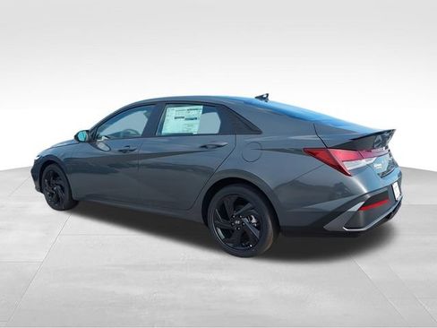 New 2026 Hyundai Elantra Sport FWD image 11