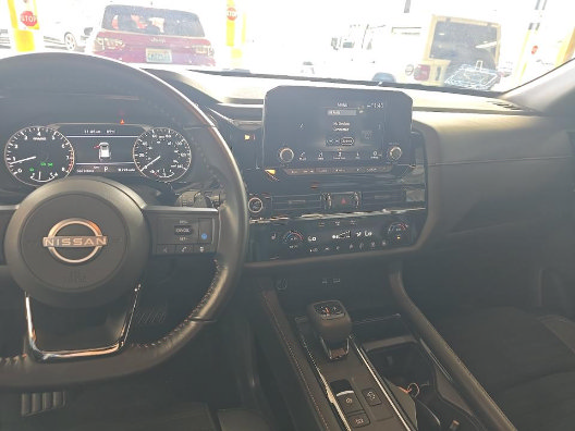 Used 2024 Nissan Pathfinder Rock Creek AWD/4WD image 10