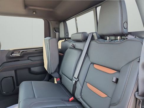 New 2026 GMC Sierra 2500 AT4 w/ AT4 Premium Plus Package AWD/4WD image 21