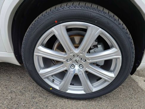 Used 2018 Volvo XC90 T6 Inscription w/ Convenience Package AWD/4WD image 9