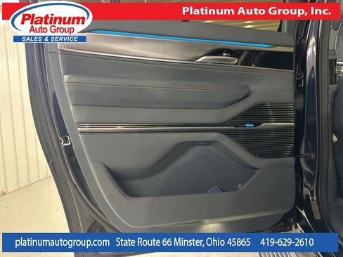 Used 2023 Jeep Grand Wagoneer L Series III w/ Rear Seat Video Group 1 AWD/4WD image 49