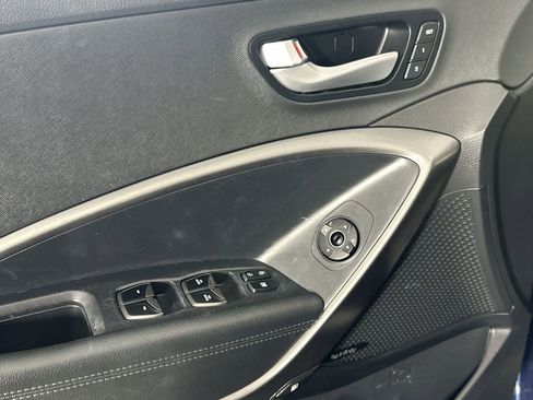 Used 2017 Hyundai Santa Fe Sport image 17