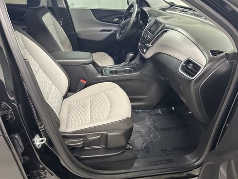 Used 2020 Chevrolet Equinox LS AWD/4WD image 13