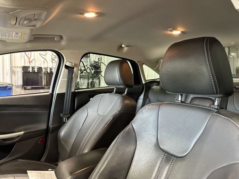 Used 2013 Ford Focus SE FWD image 20