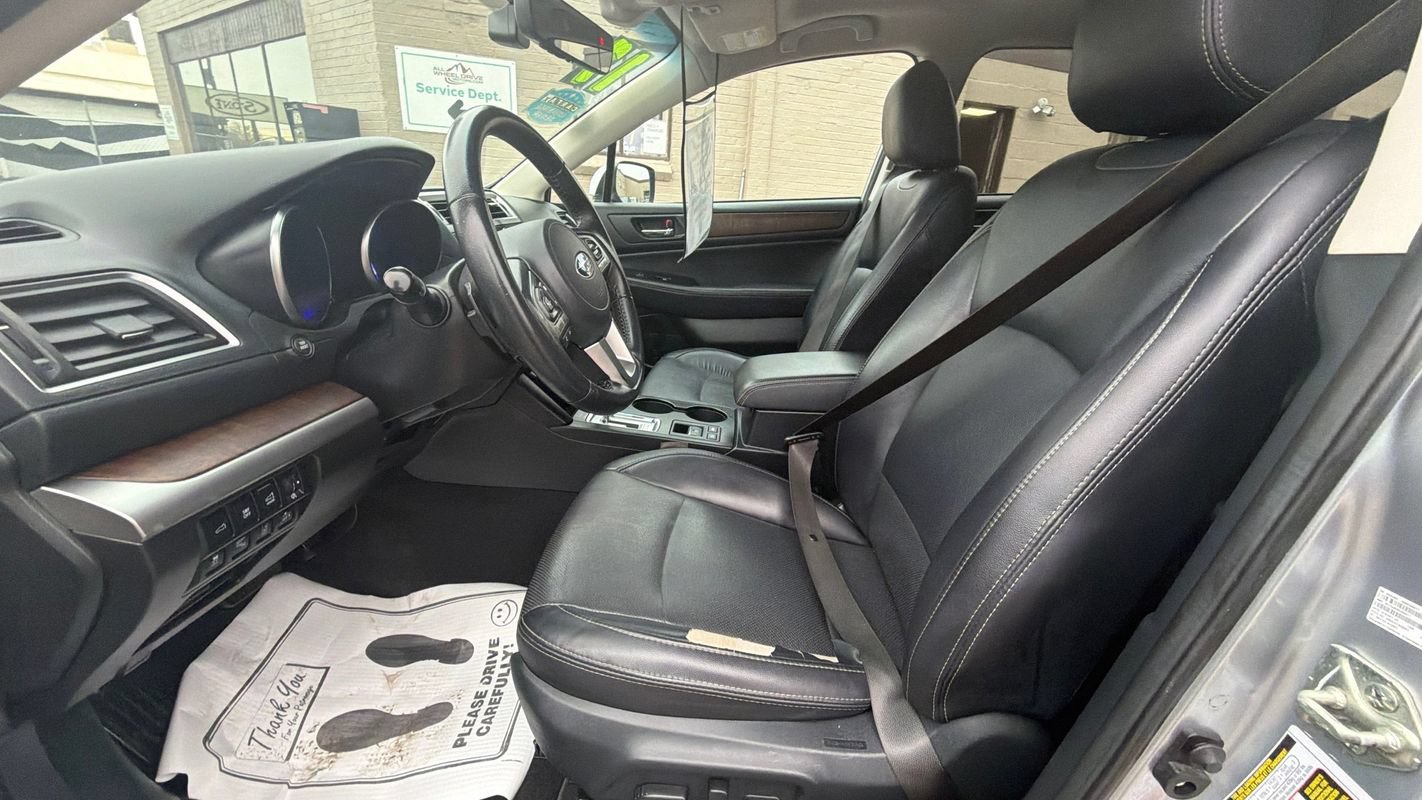 Used 2017 Subaru Outback 2.5i Limited AWD/4WD image 21