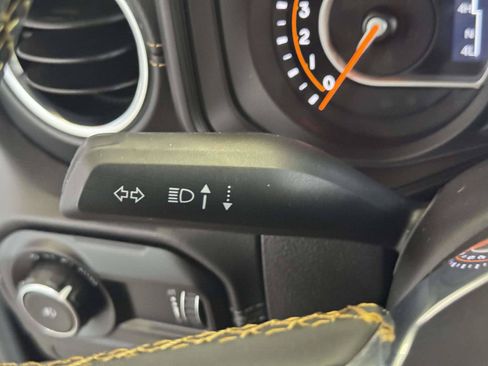 Used 2025 Jeep Wrangler Unlimited Sahara AWD/4WD image 22