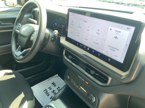 Used 2025 Ford Bronco Sport Big Bend image 13