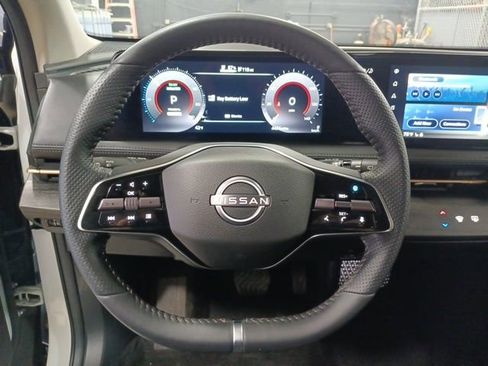 Used 2023 Nissan Ariya AWD image 21