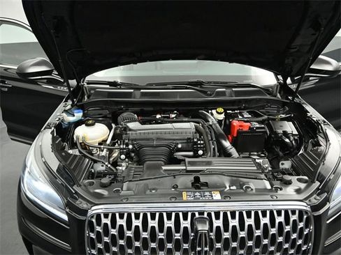 Certified 2024 Lincoln Corsair AWD image 30