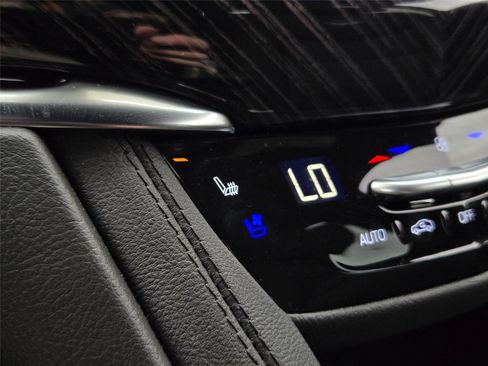 New 2025 Cadillac XT6 Premium Luxury w/ Technology Package FWD image 22