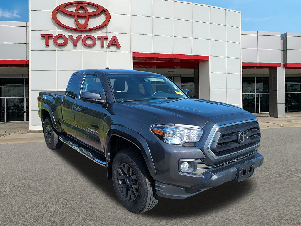 Used 2022 Toyota Tacoma SR5 w/ SR5 Appearance Package (SM) AWD/4WD image 1