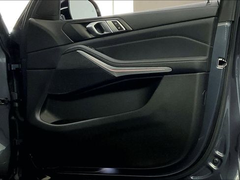 Used 2020 BMW X5 xDrive40i w/ Convenience Package image 24