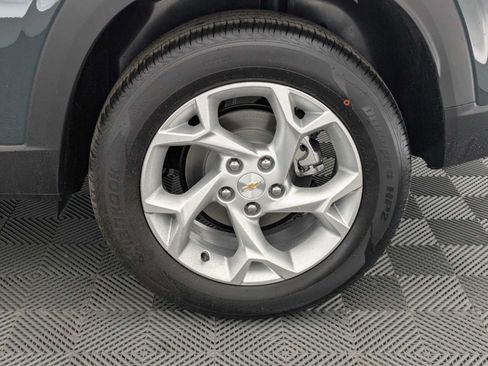 New 2026 Chevrolet Trax LS w/ LS Convenience Package FWD image 13