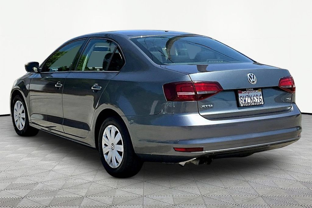 Used 2016 Volkswagen Jetta S FWD image 4