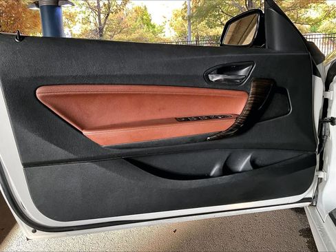 Used 2016 BMW 228i Convertible image 20