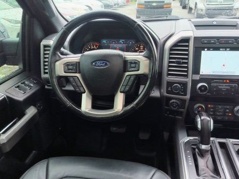 Used 2019 Ford F150 Platinum w/ Equipment Group 701A Luxury AWD/4WD image 21