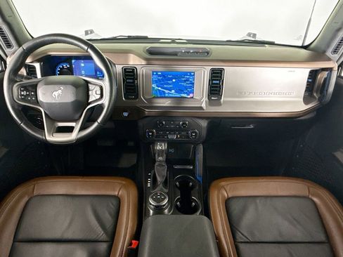 Used 2023 Ford Bronco Outer Banks AWD/4WD image 9