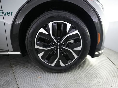 Used 2024 Kia EV6 Wind RWD image 20