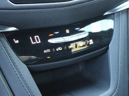 Used 2023 Cadillac XT5 Premium Luxury image 27