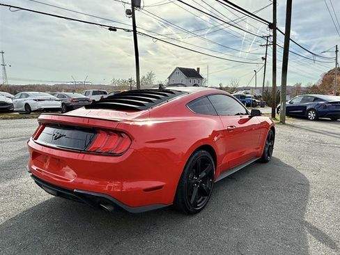 Used 2022 Ford Mustang Premium w/ Equipment Group 201A image 5