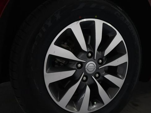 Used 2020 Chrysler Pacifica Touring-L Plus FWD image 36