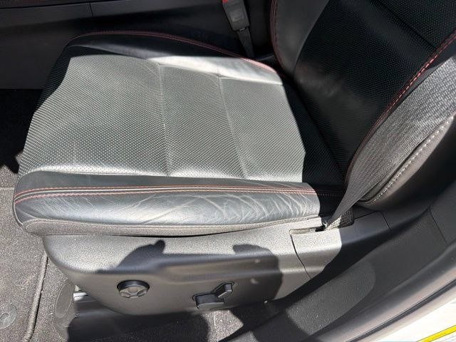 Used 2023 Dodge Durango R/T RWD image 6