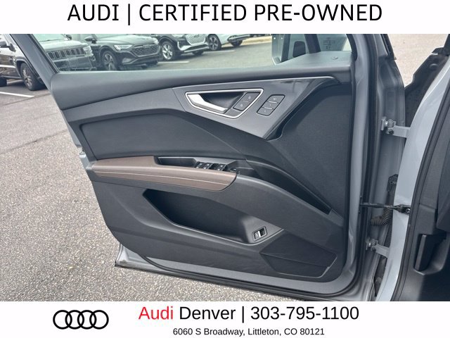 Used 2023 Audi Q4 e-tron Prestige AWD/4WD image 8